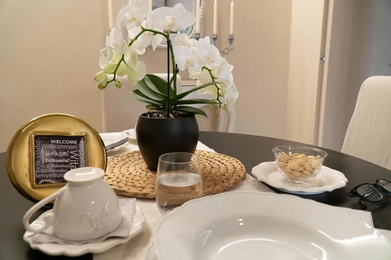 Beauty Case Intimate, Quiet And Central Apartment Bologna