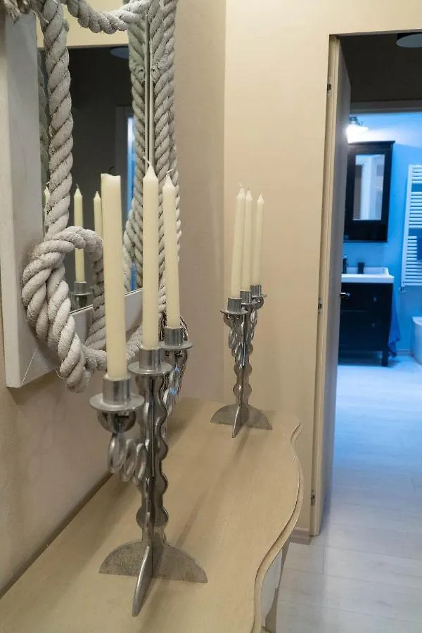 Beauty Case Intimate, Quiet And Central Apartment Bologna Italy