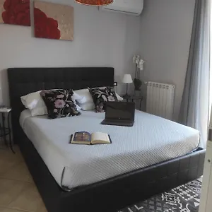 dreams-house-paola-luxury-suite-near-airport.it-romehotels.com/